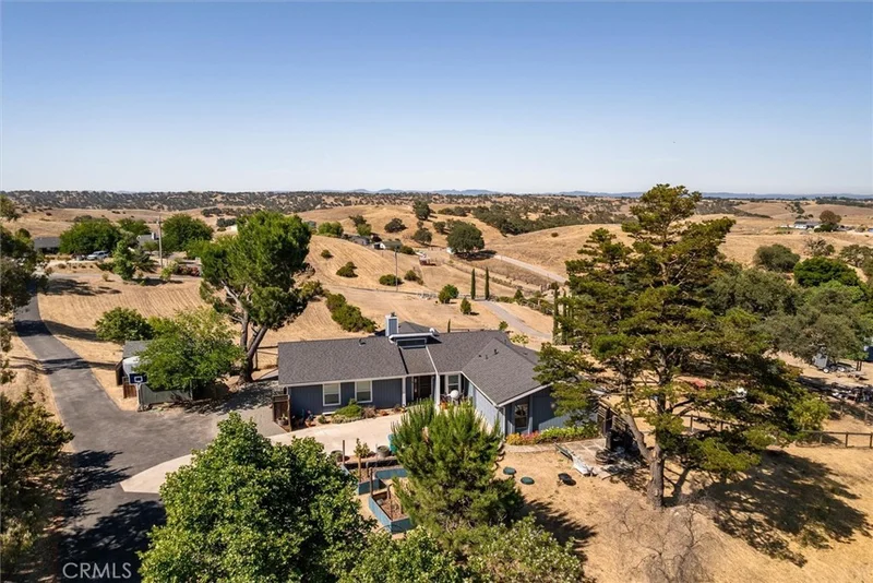 5175 White Tail Place, Paso Robles, CA 93446