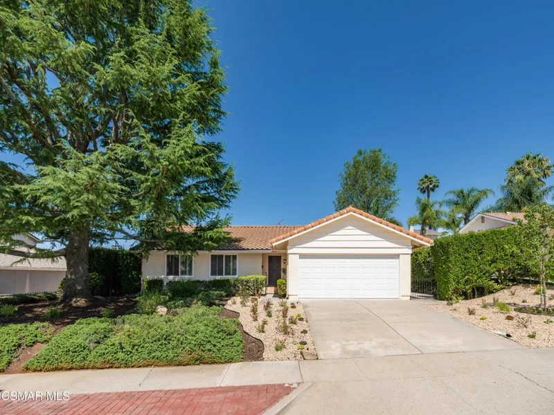 851 S Danvers Circle, Newbury Park, CA 91320