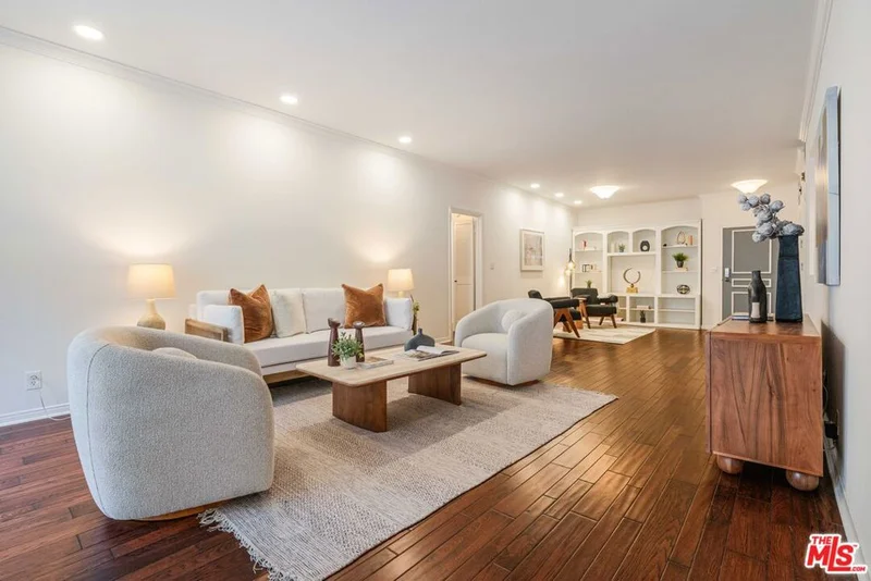 11737 Darlington Avenue 103, Los Angeles, CA 90049