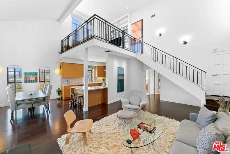 412 Arnaz Drive 12, Los Angeles, CA 90048