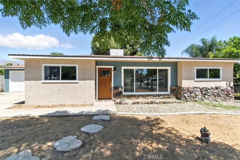 7687 Central Avenue, Highland, CA 92346