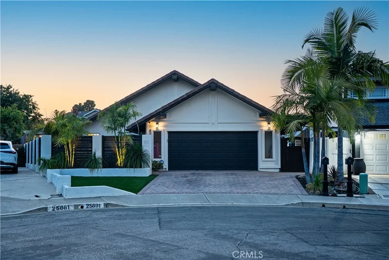 25891 Pinewood Lane, Laguna Hills, CA 92653