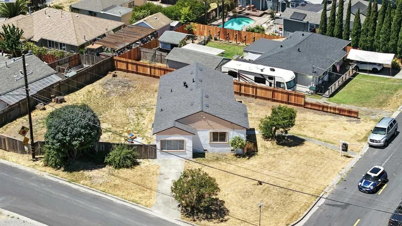 1001 Allview Ave, El Sobrante, CA 94803