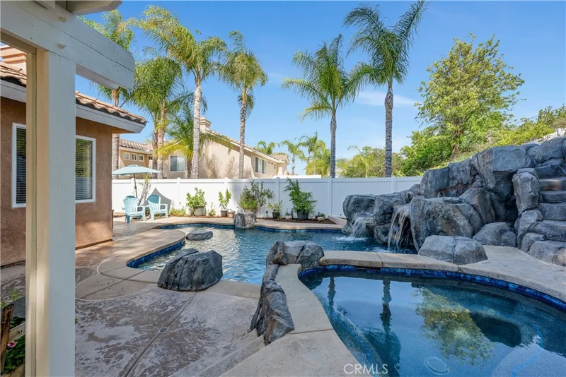 42708 Mountain Shadow Road, Murrieta, CA 92562