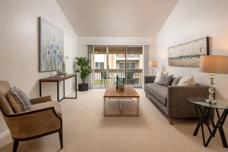 4600 Lamont St 326, San Diego, CA 92109