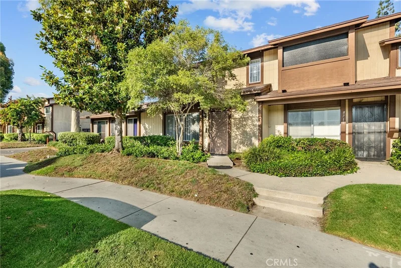 8718 Willis Avenue 34, Panorama City, CA 91402