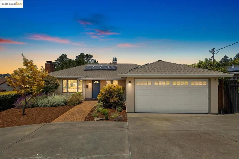 18561 Lamson Rd, Castro Valley, CA 94546