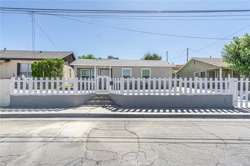 117 May Avenue, Barstow, CA 92311