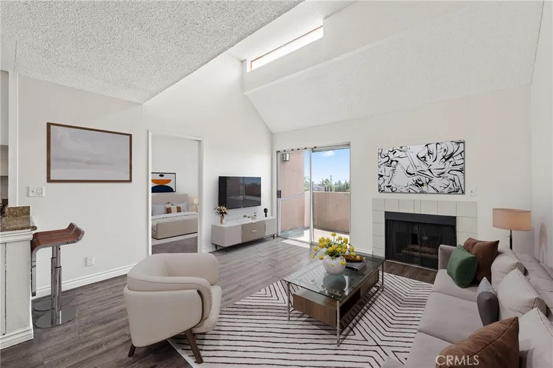 450 E 4th Street 419, Santa Ana, CA 92701
