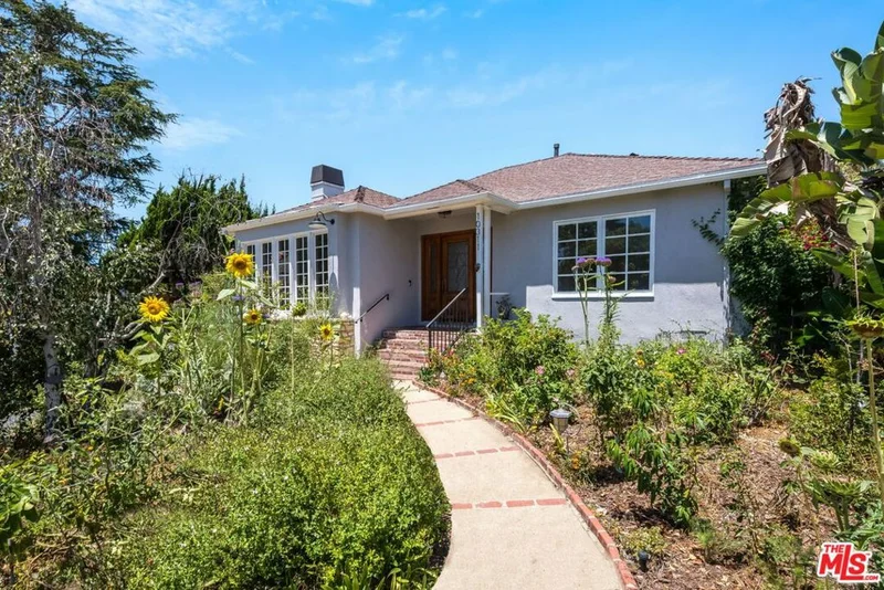10311 Ilona Avenue, Los Angeles, CA 90064