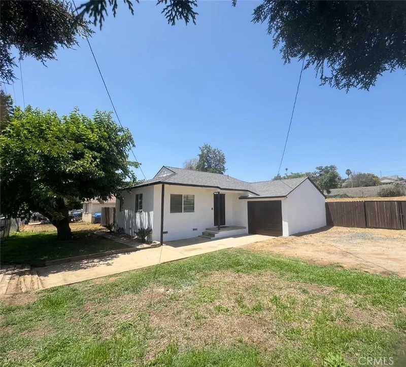 5609 Beach Street, Jurupa Valley, CA 92509