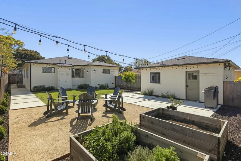295 297 Estrella Street, Ventura, CA 93003