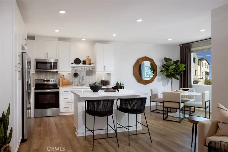 6137 Valentina Way Drive 303, Eastvale, CA 92880