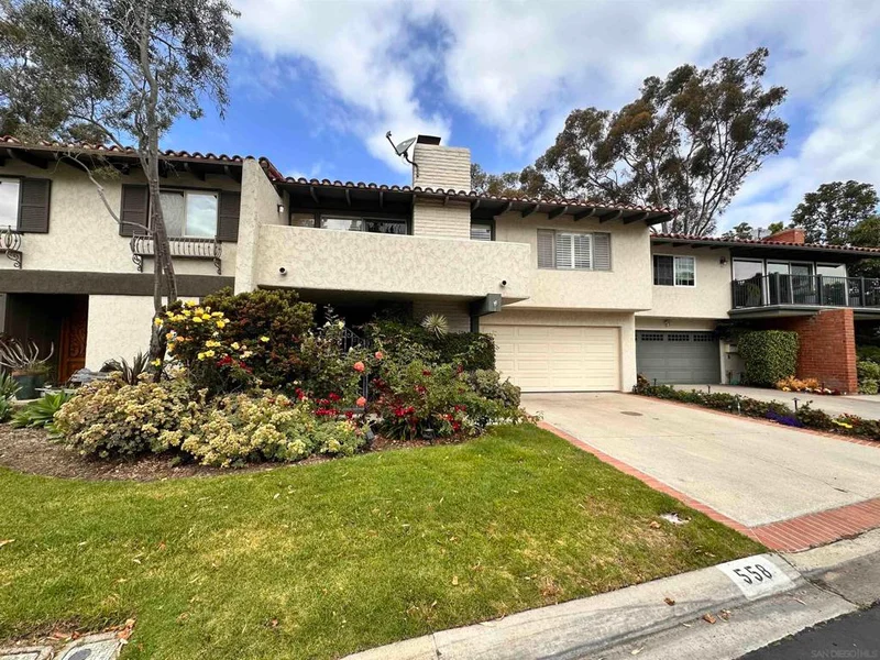 558 Vista Flora, Newport Beach, CA 92660