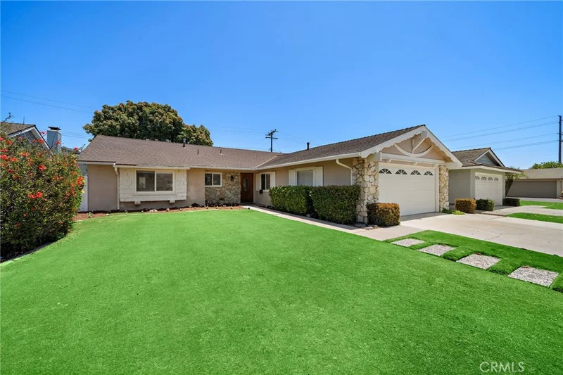 18452 Tamarind Street, Fountain Valley, CA 92708