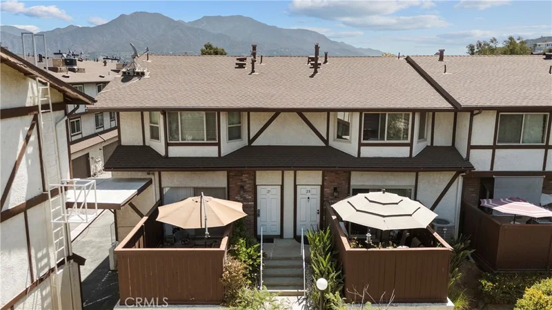10480 Sunland Boulevard 27, Sunland, CA 91040