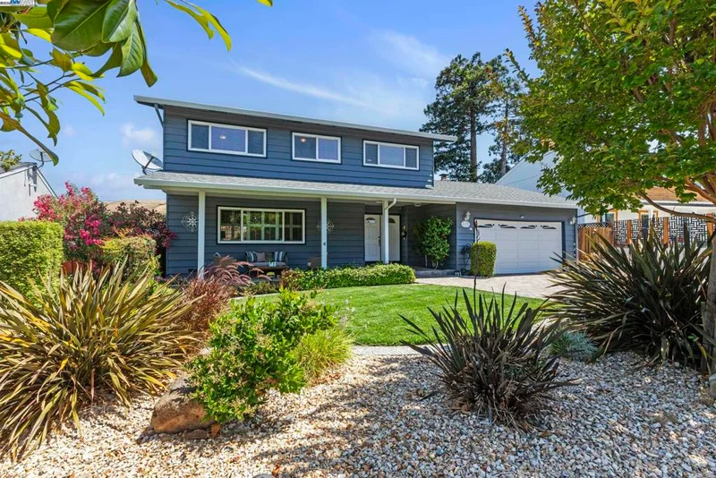 41938 Via San Carlos, Fremont, CA 94539