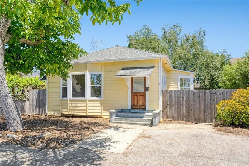 113 Fairbanks, Santa Cruz, CA 95060