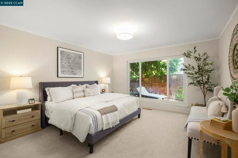 2250 Loch Ln, Walnut Creek, CA 94598