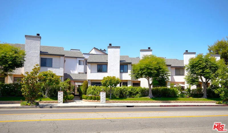 11911 Magnolia Boulevard 7, Valley Village, CA 91607