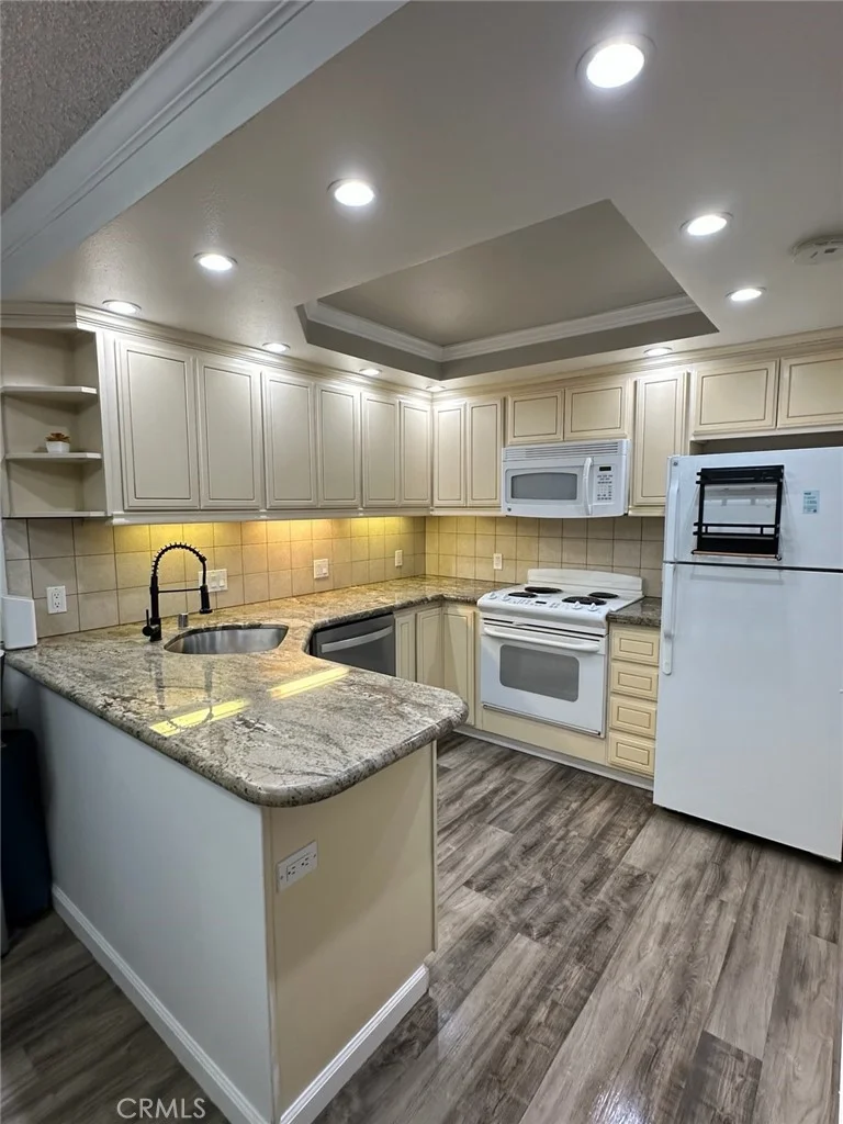 2200 Woodside Lane 2, Sacramento, CA 95825