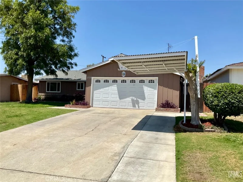 2720 Baylor Street, Bakersfield, CA 93305