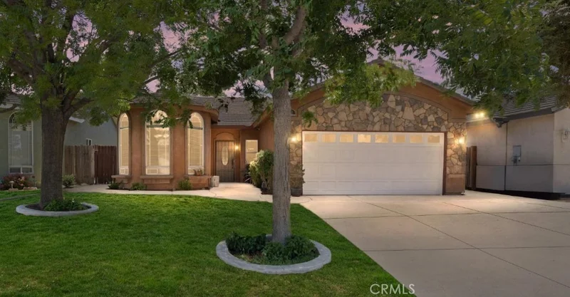 231 Sunny Meadow Drive, Bakersfield, CA 93308