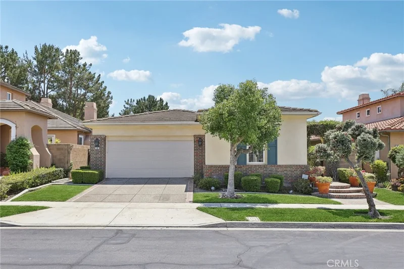 10 Flora Springs, Irvine, CA 92602