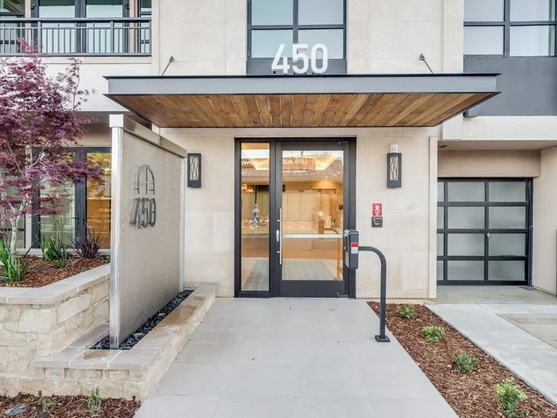 450 1st 206, Los Altos, CA 94022