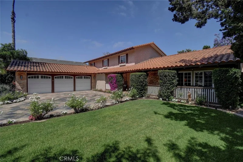 12441 La Bella Drive, Santa Ana, CA 92705