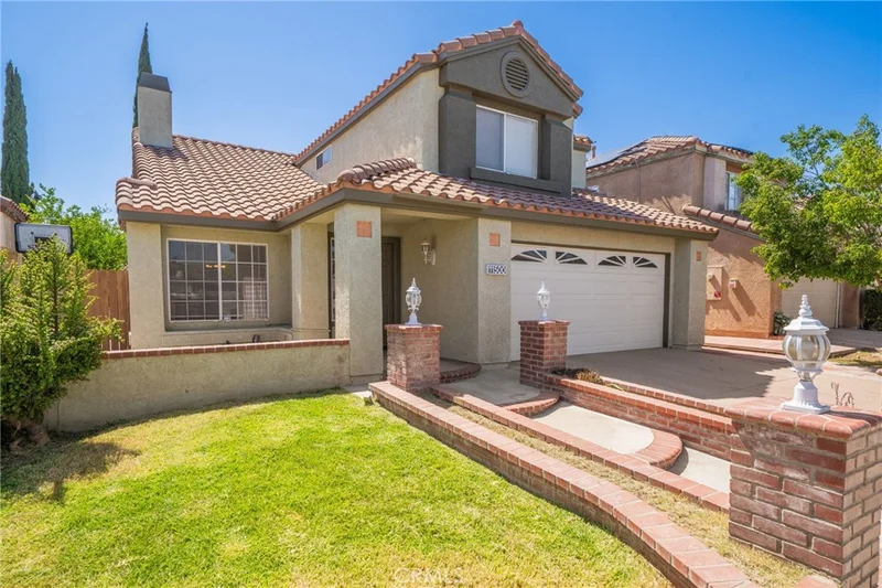 11500 Winery Drive, Fontana, CA 92337