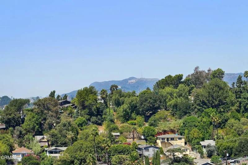 1891 Lucretia Avenue, Los Angeles, CA 90026