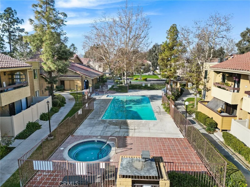 18752 Mandan Street 1016, Canyon Country, CA 91351