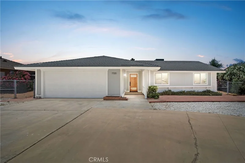 7720 Windsor Avenue, Hesperia, CA 92345