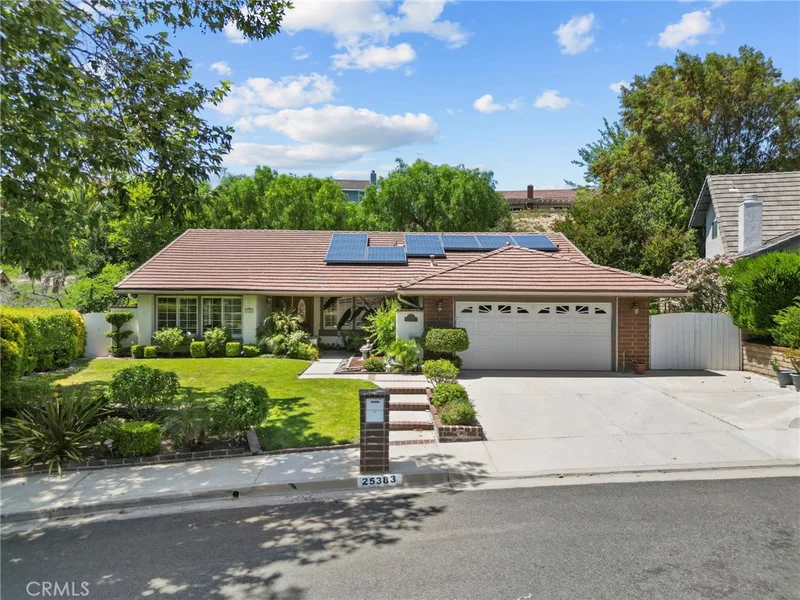 25383 Fortuna Drive, Valencia, CA 91355