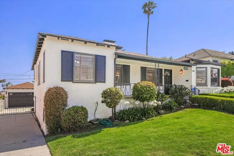 4506 Valdina Place, Los Angeles, CA 90043
