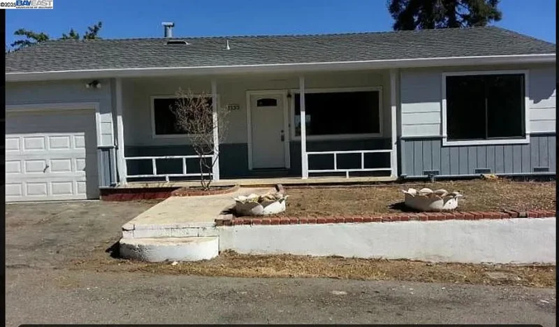 1133 Rowena Dr, Hayward, CA 94542
