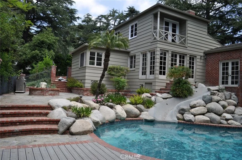 5227 Alta Canyada Road, La Canada Flintridge, CA 91011