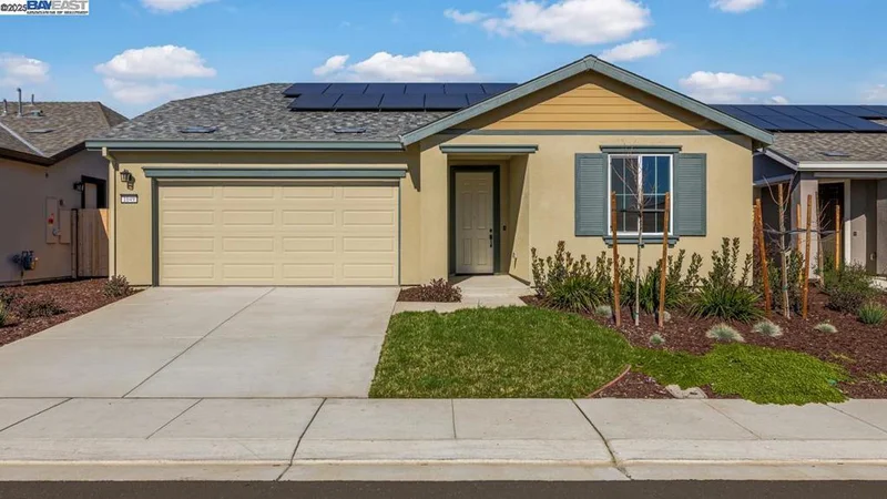 1049 Heathridge Street, Manteca, CA 95336