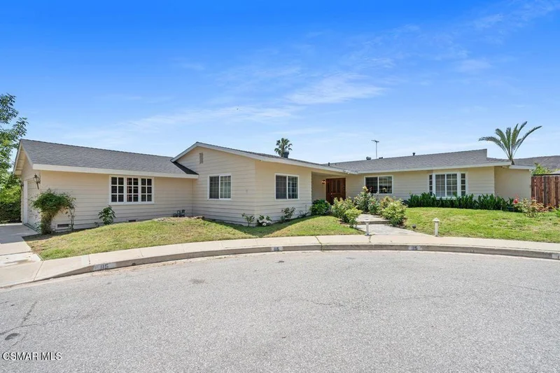 115 Kanan Road, Oak Park, CA 91377