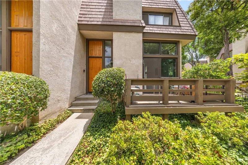 9000 Vanalden Avenue 160, Northridge, CA 91324