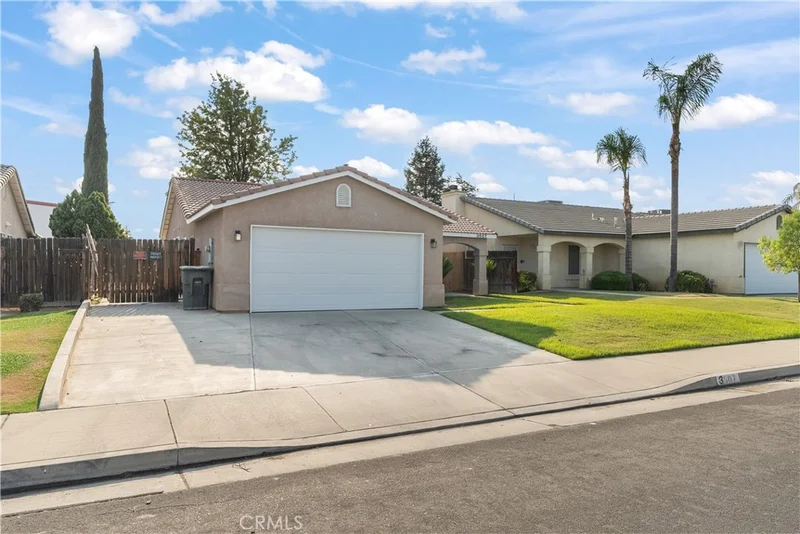 3007 Meadow Ridge Avenue, Bakersfield, CA 93308