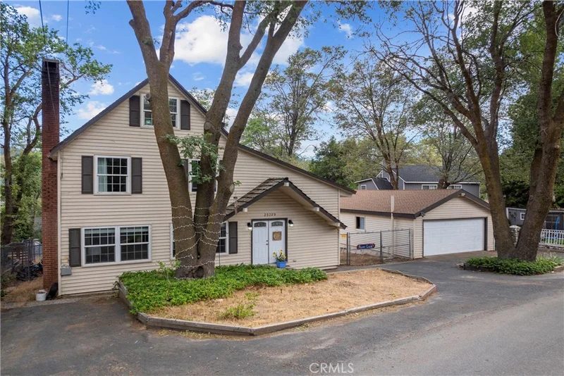 29289 Lake View Drive, Cedar Glen, CA 92321
