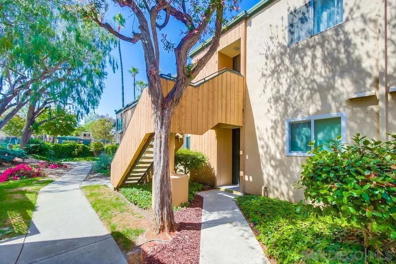 8711 Navajo Road 2, San Diego, CA 92119