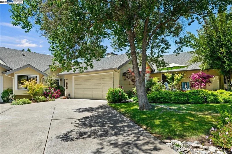 2587 Chablis Way, Livermore, CA 94550