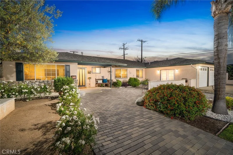 860 Reed Drive, Claremont, CA 91711