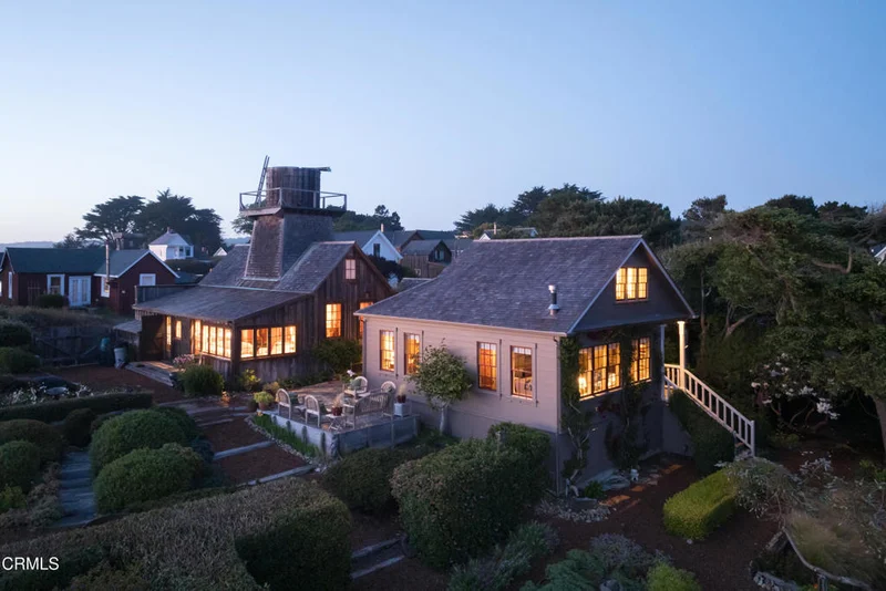 45320 Ukiah Street, Mendocino, CA 95460