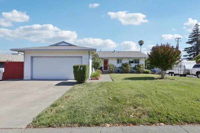1484 Laredo Street, Napa, CA 94559
