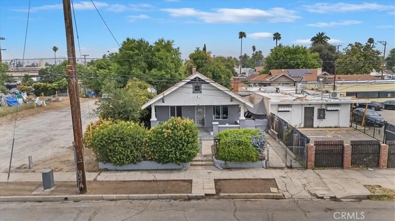 430 W 10th Street, San Bernardino, CA 92410