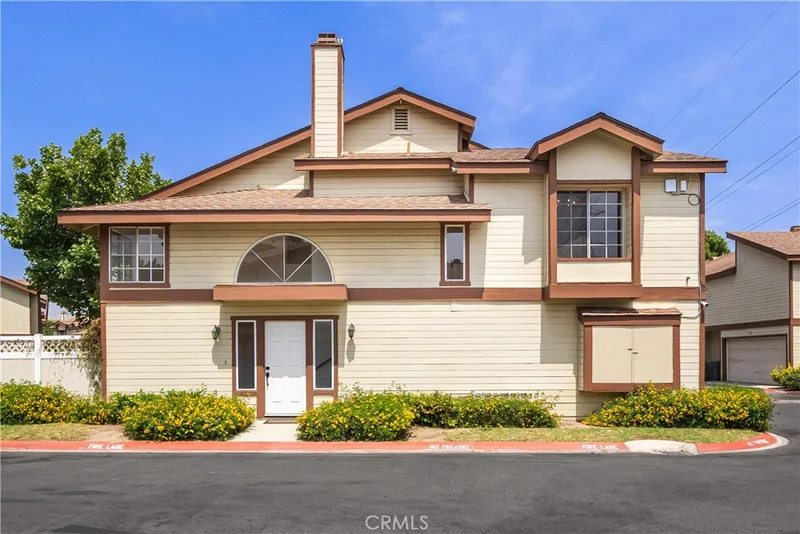 8939 Gallatin Road 68, Pico Rivera, CA 90660